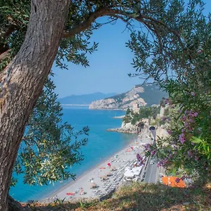 Marita Finale Ligure